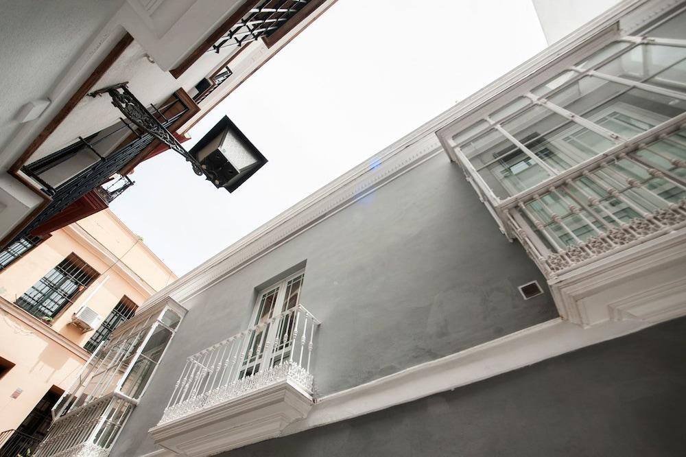Singular Siete Revueltas Apartment Sevilla Exterior foto